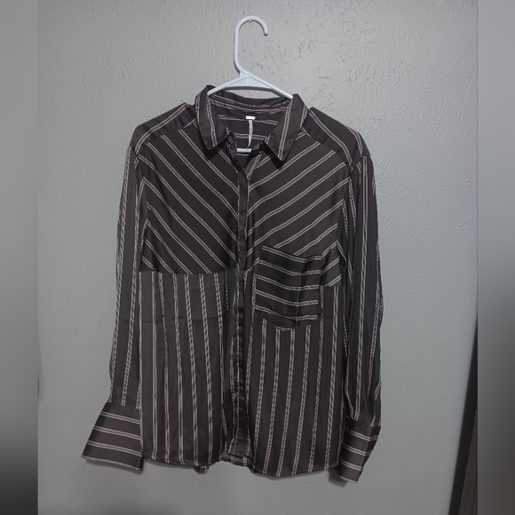Free People Black and Pink Casual Button Down Shirt - Picture 1 of 10